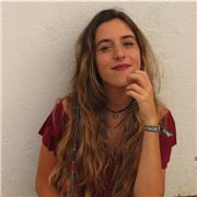 Estudiante de Universidad da clases particulares, cuidado de niños y ayuda con deberes